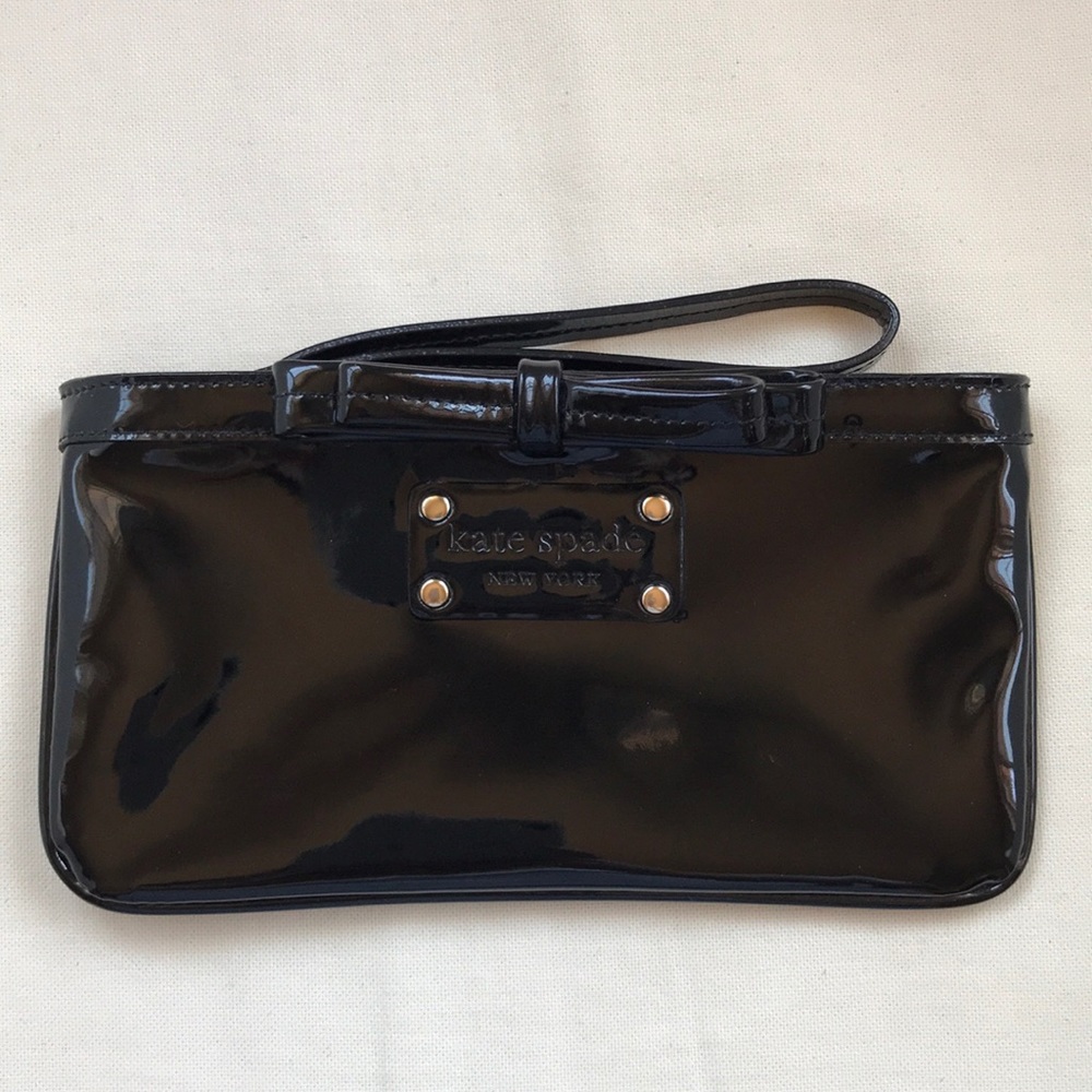 Kate Spade patent bow wristlet